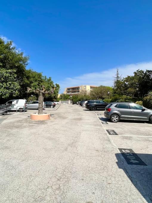 Appartement Avec Jardin Au Coeur De Saint-Tropez. Exterior photo